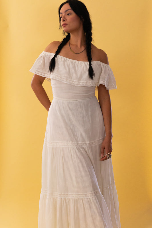 1970s White Cotton Off The Shoulder Maxi Dress